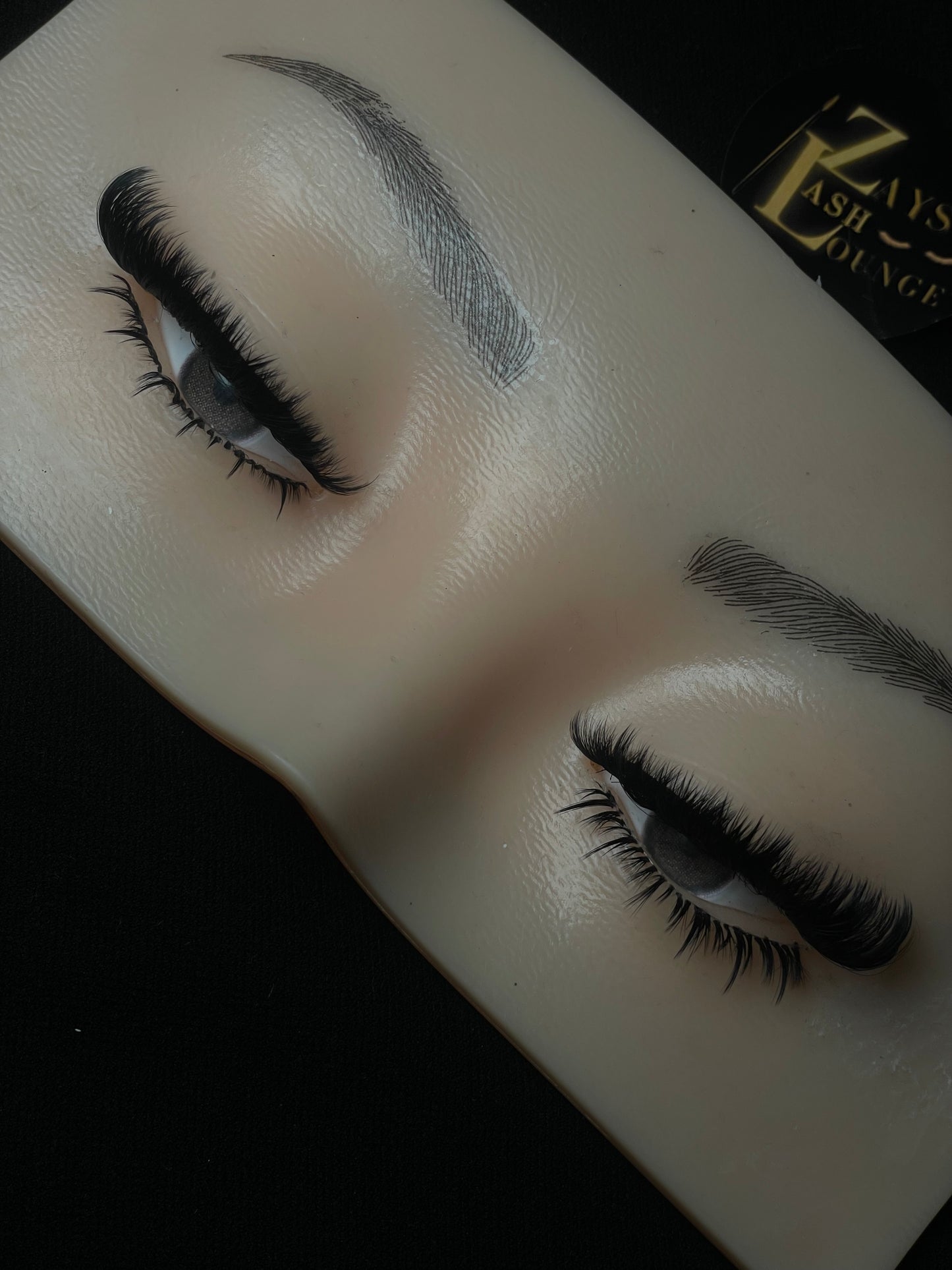 Isla Strip Lash