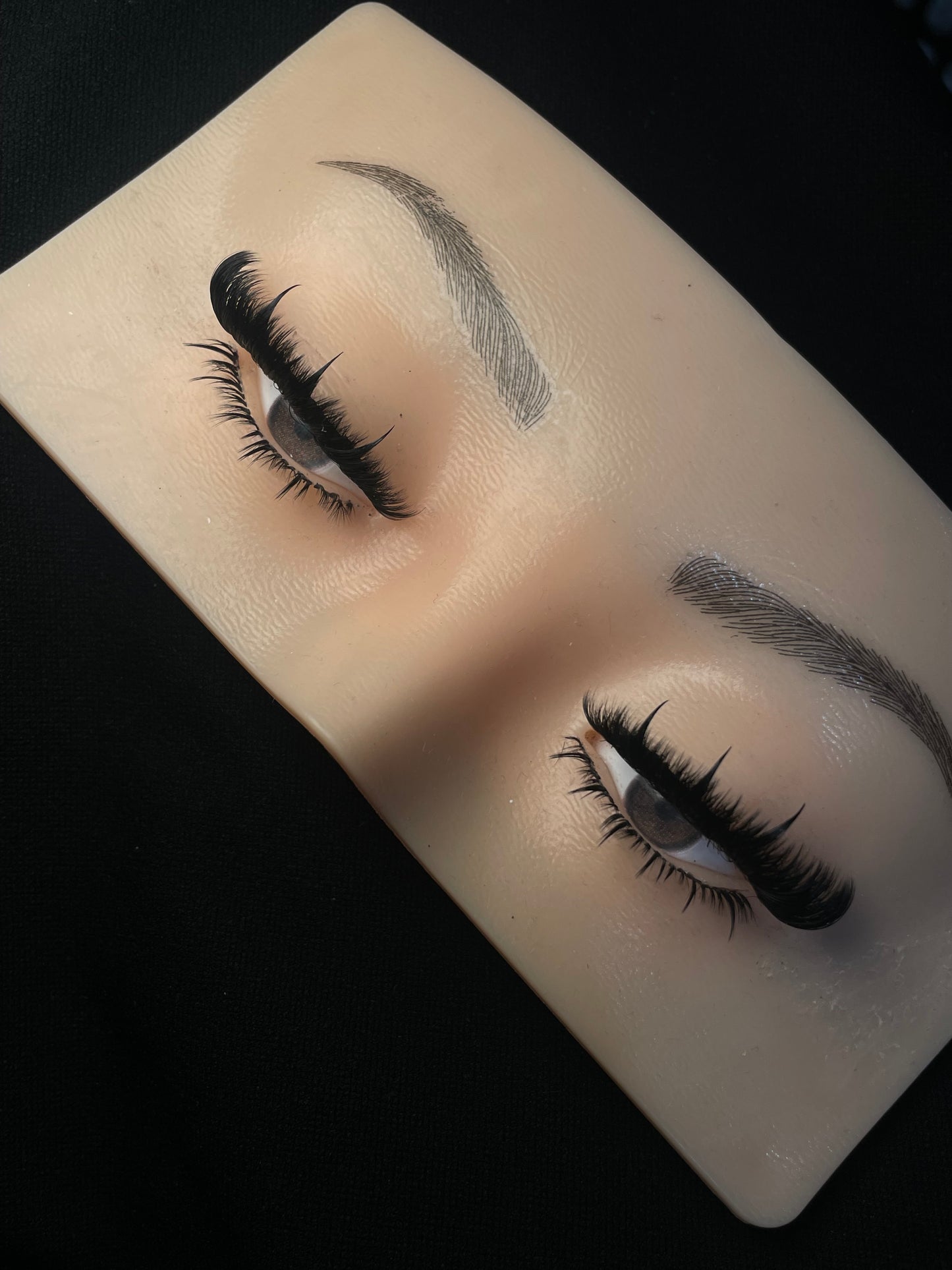 Isla Strip Lash