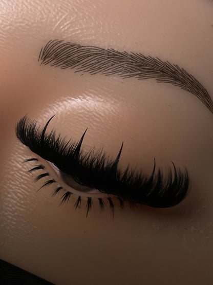 It Girl Strip Lash